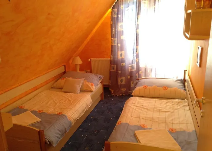 Babati Apartmanhaz Apartment *